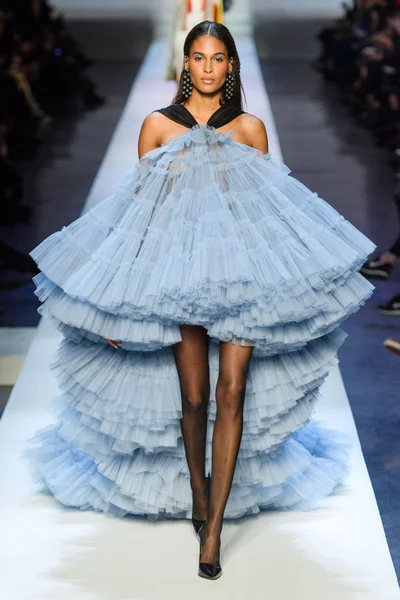 Look 56